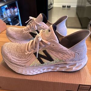 New Balance Mens Fresh Foam 1080 V10 Running Shoes Size 11